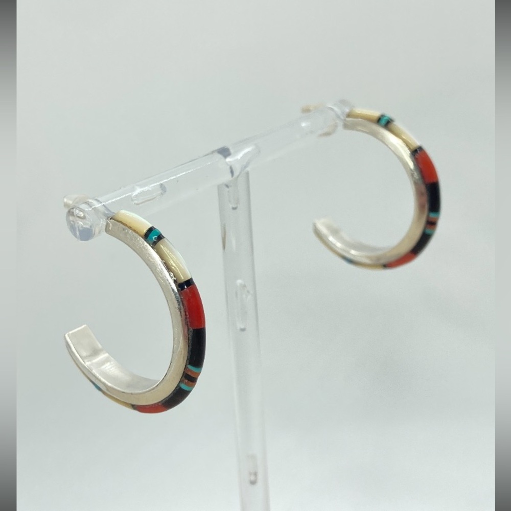 Vtg Zuni 925 Sterling Silver Turquoise Onyx MOP Coral Inlay Hoop Earrings